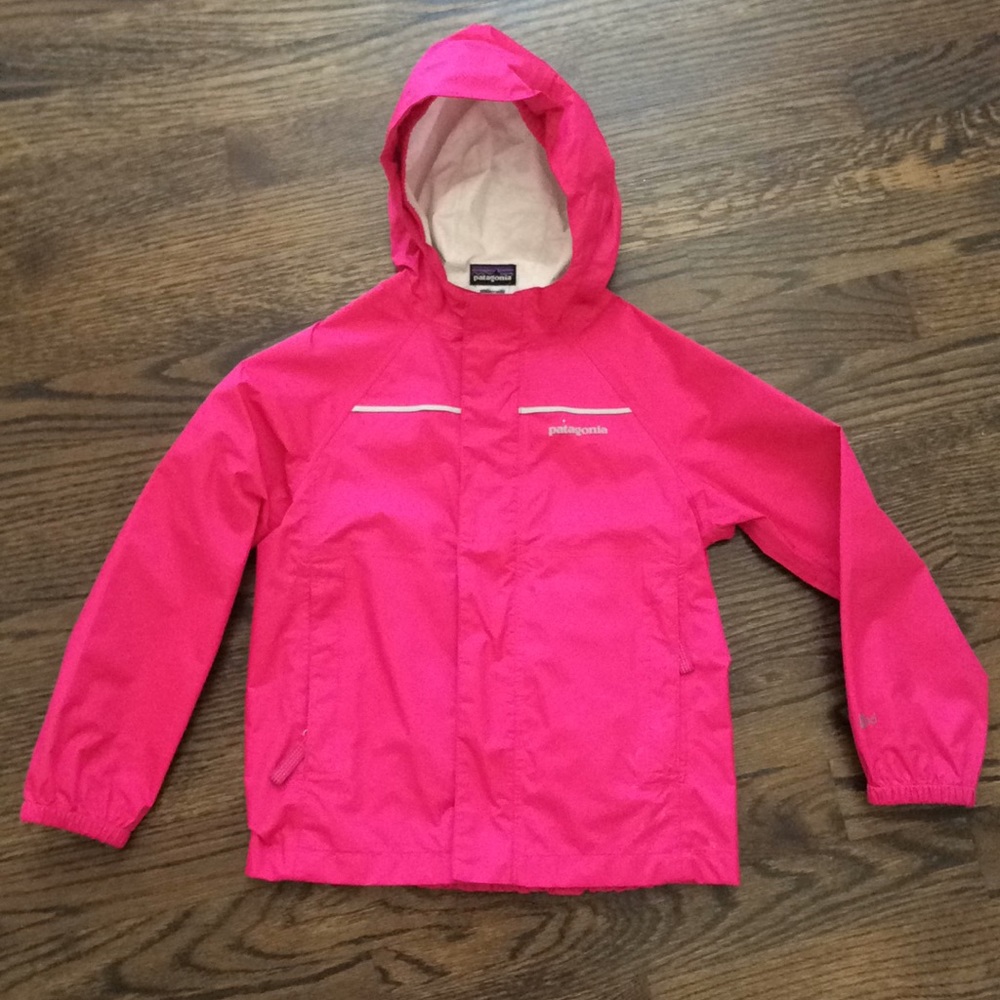 Patagonia hot pink raincoat